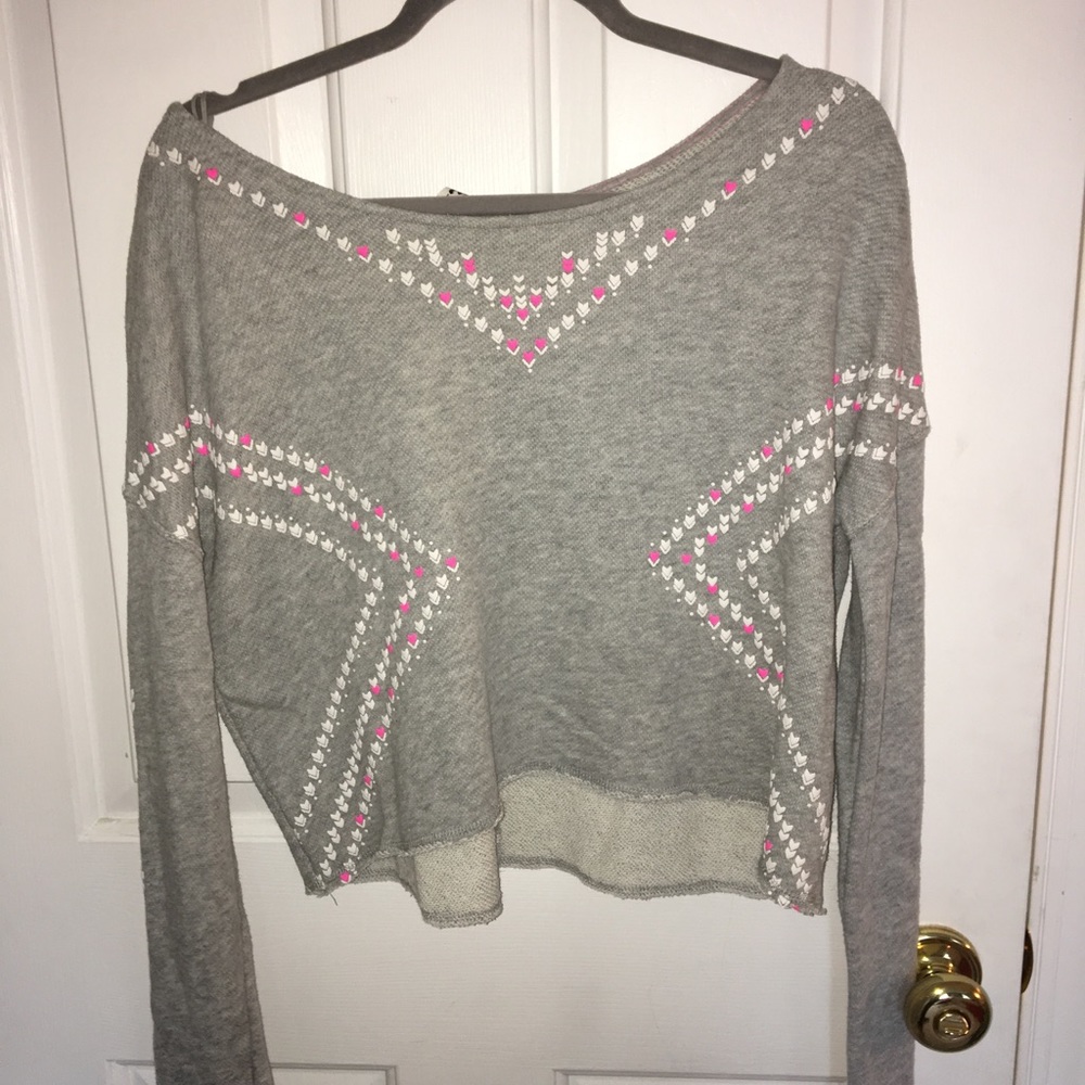 grey sweater!